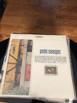 Mint- Pete Seeger Everest Records LP Album