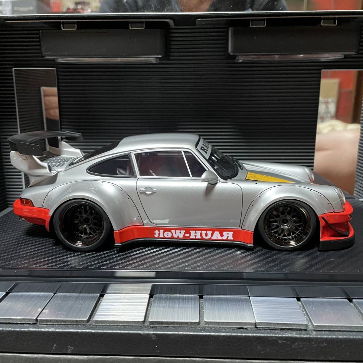 Ignition Model 1/18 Porsche RWB 930 Silver RAUH Welt Begriff
