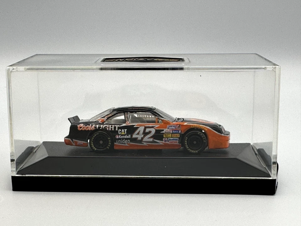 ACTION RACING BUICK PONTIAC GRAND PRIX #42 KYLE PETTY HALLOWEEN COORS, 1:64, NUEVO EN CAJA Foto 3 de 4