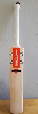 GRAY-NICOLLS Prestige Cricket Bat