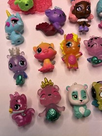 Hatchimals Colleggtibles Mini Figures Lot Of 16 Mixed Lot