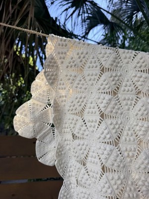 Antique Pristine Handmade Popcorn Stitch Crochet Bedspread Star Medallion 80x86