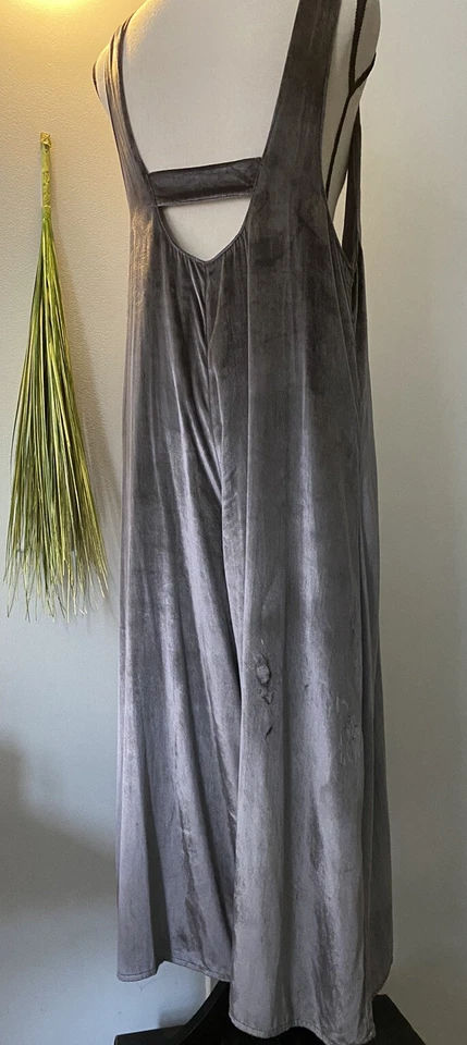Maeve for Anthropologie Womens Velvet Overalls Romper Jumpsuit Small Grey Loose  - Image 3 of 4