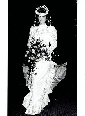 1985 Original Photo actress Brooke Shields wears wedding dress by Yumi  Katsura | eBay