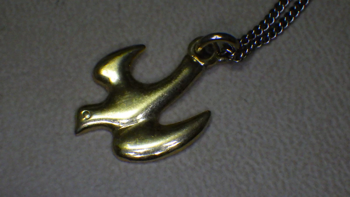 Vintage Chapel 1 20 GF Gold Dove Pendant w Necklace Religious Flight Christian