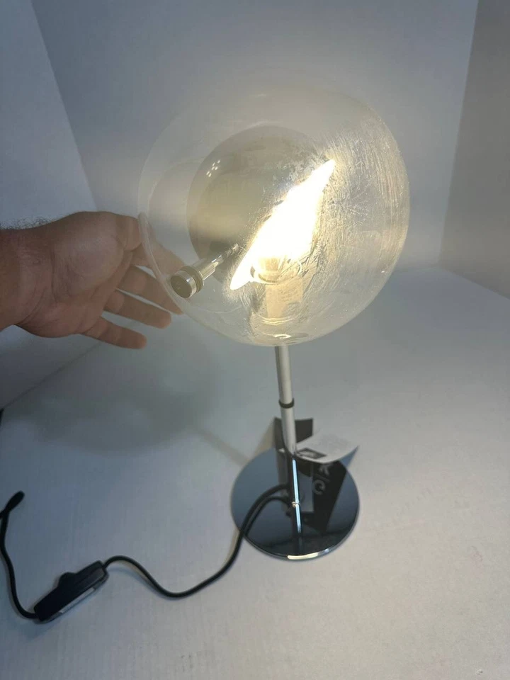 Distinguida Lámpara de Escritorio George Kovacs con Brillo Ajustable Foto 2 de 4