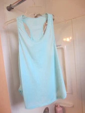 NWT women's active wear tank top racerback Laundry by Shelli Segal Size M