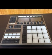 Native Instruments MASCHINEN+ Plus Controller MIDI standalone con ID trasferimento