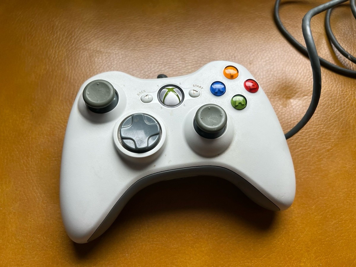 xbox360° xbox-360-spring-bundle_1280.0.