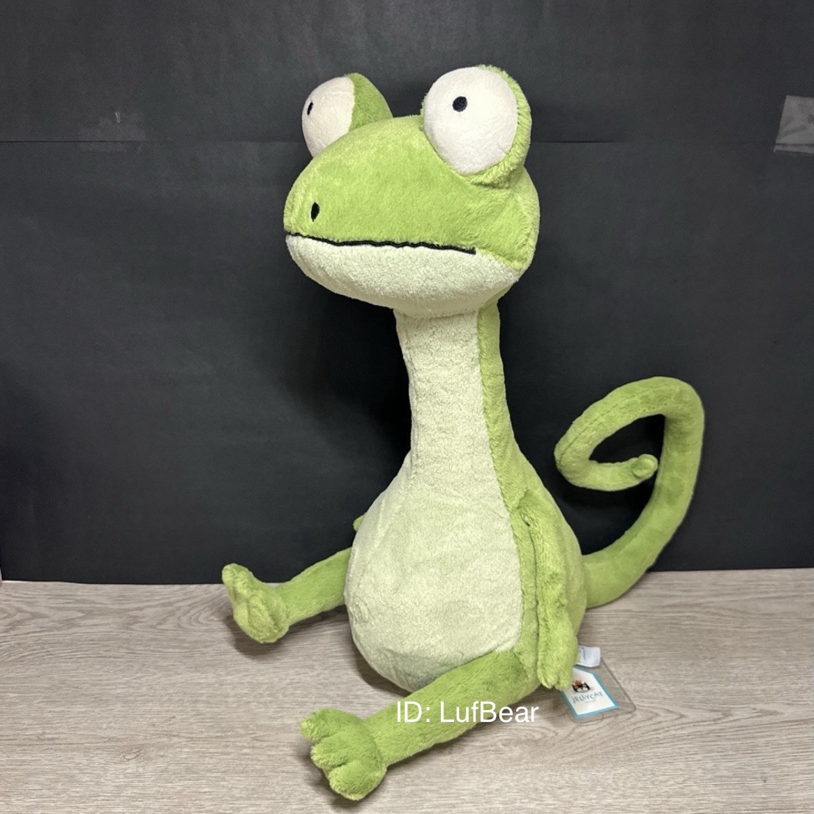 AUTHENTIC❗️Jellycat Caractacus chameleon- NWT Retired- SHIPS