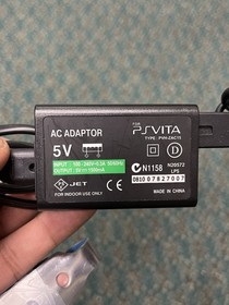 Sony PS Vita - PCH-2000 With  Charger And Left Stick Drift, Sly Cooper G FREE SH
