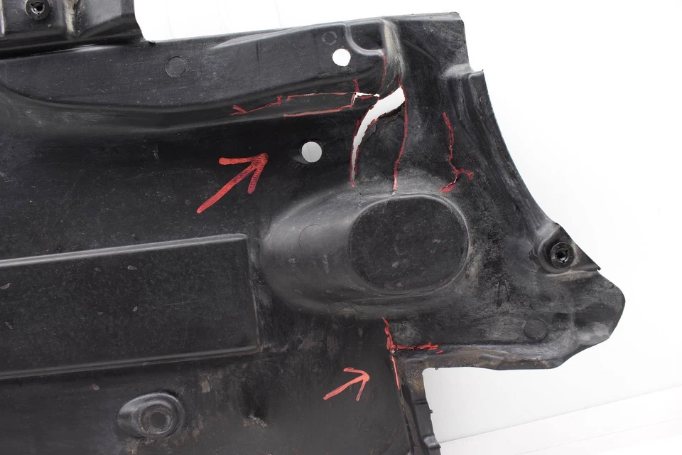 AUDI A6 2005-2011 - Panel protector inferior izquierdo / revestimiento 4F0825207A Foto 2 de 4