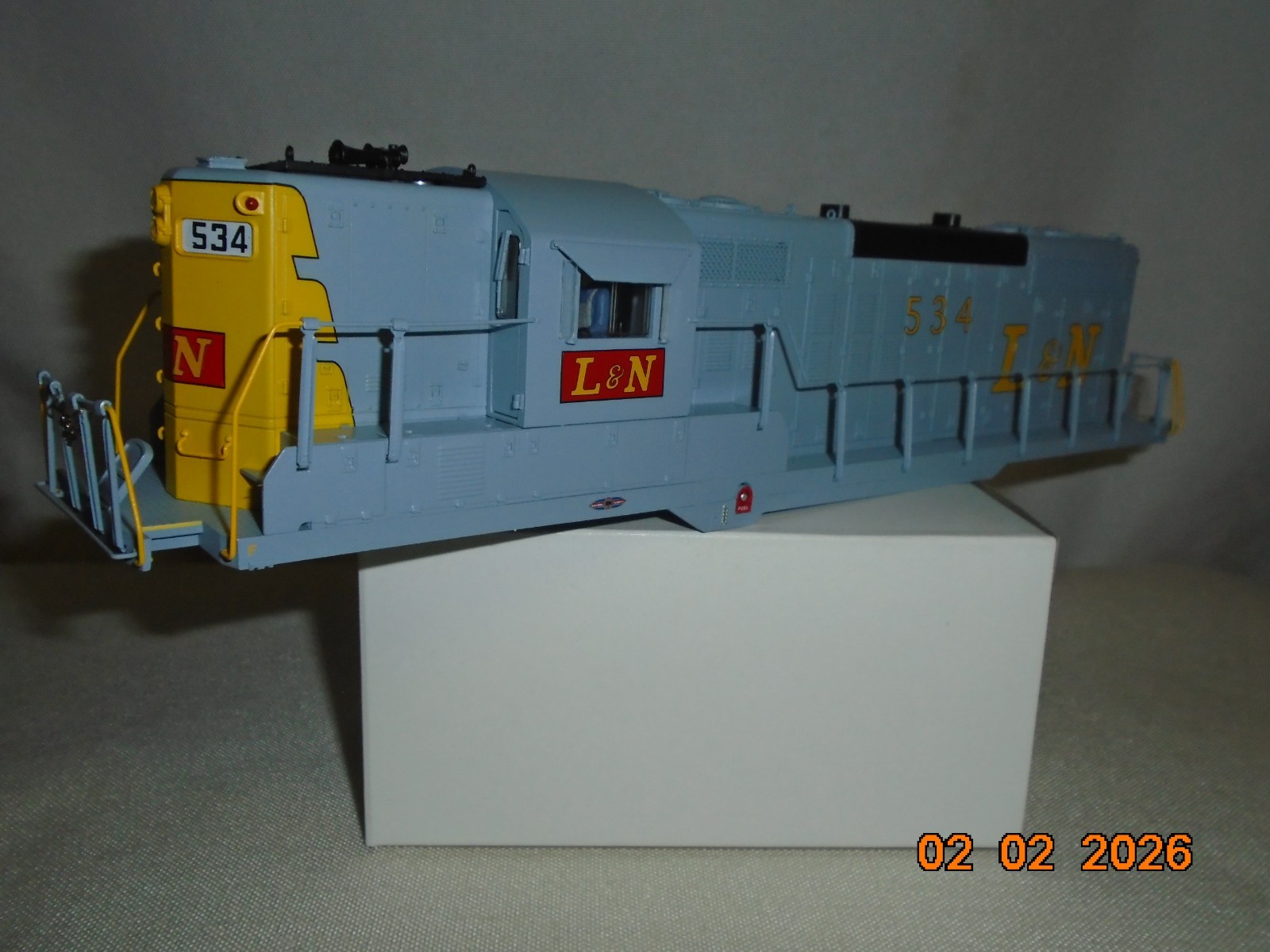 Click here to see eBay Auction