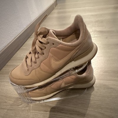 Nike Sneaker Beige Low Top EU 38 Unisex Erwachsene Freizeit Schnürung