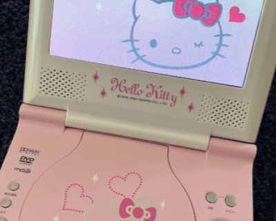 Hello Kitty◼︎9インチ★DVDプレーヤー★ ADP-9030MKTY Hello Kitty Model AVOX 9-inch Portable DVD Player Model Yellow ADP