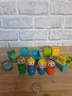 VTG Fisher Price Little People BATH/UTILITY SET #725 COMPLETE  w/ SEWING MACHINE