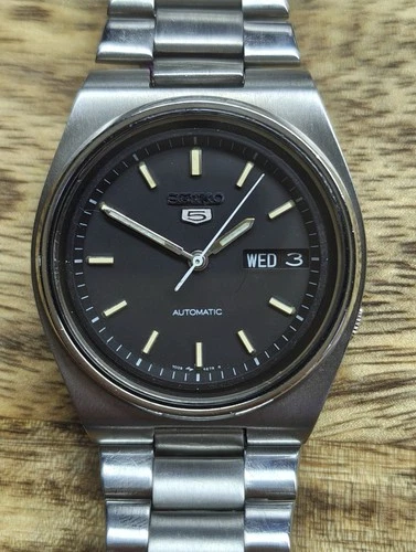 Vintage Seiko 5 7009-3160 Automatic Black Dial 1975 Professionally Serviced