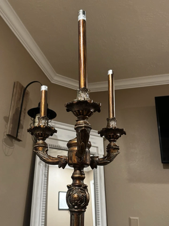 Pair Vintage Antique Style Ornate Brass 3 Arm Rococo Baroque Candelabra Electric - Image 2 of 4