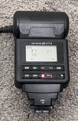 SIGMA ELECTRONIC FLASH MACRO EM-140 DG EO-ETTL II for Canon