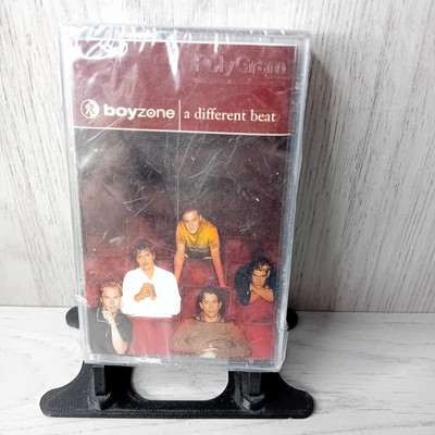 BOYZONE A DIFFERENT BEAT CASSETTE TAPE ALBUM RARE - NEW SEALED RETRO