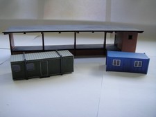 Collectable Set of 3 Model Railway HO/OO Trackside Buildings