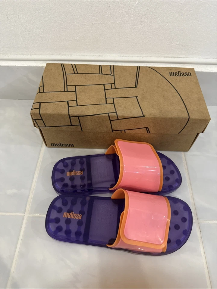 Melissa Groovy Ad - Image 2 of 2