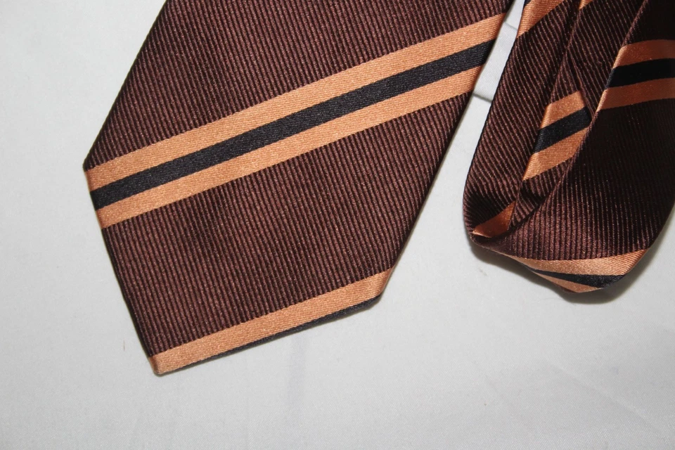 Corbata de seda ERMENEGILDO ZEGNA marrón negro a rayas hecha en Italia 57 pulgadas 3,5 pulgadas Foto 3 de 4