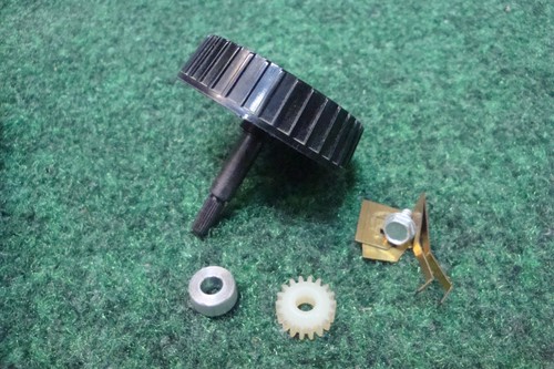 Argus 541 Automatic 35mm Projector Original F:3.5 X 4" Lens & Focus Knob Assy - 第 5/7 張圖片