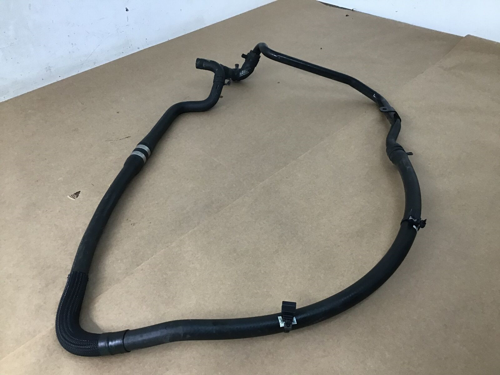 Aston Martin DB9 GT 2016 Heater Coolant Reservoir Feed Pipe Hose Line 13-16 ;:Y
