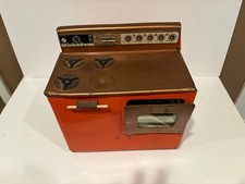 Vintage 1950  s Metal Toy Stove by Nassau of Gabriel. RARE Very Collectible Orang