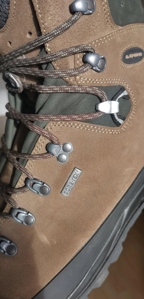 LOWA Tahoe Pro GTX – Wanderschuhe GORE-TEX® Gr. EU 48,5 / US 14 Made in Germany