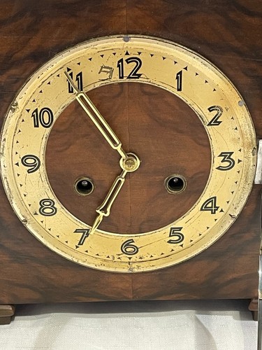 Orologio vintage Art Decò carillon tedesco in legno con chiave - Foto 5 di 9