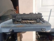 train set  Lionel  Steam engine Locomotive # 2018 /027        10/16