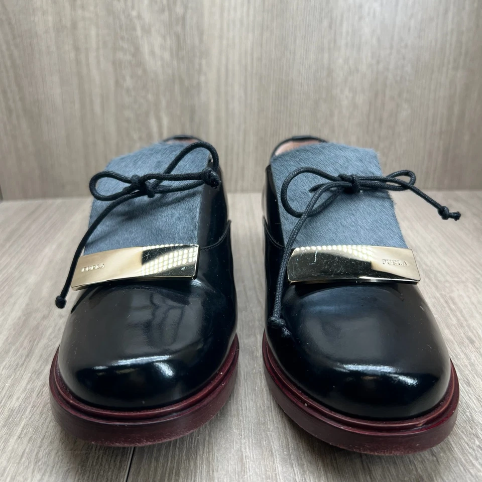 Furla Wome's Black Leather Calf Hair Oxford shoes Size 37 US 6.5 Gold Detail - Image 4 of 4