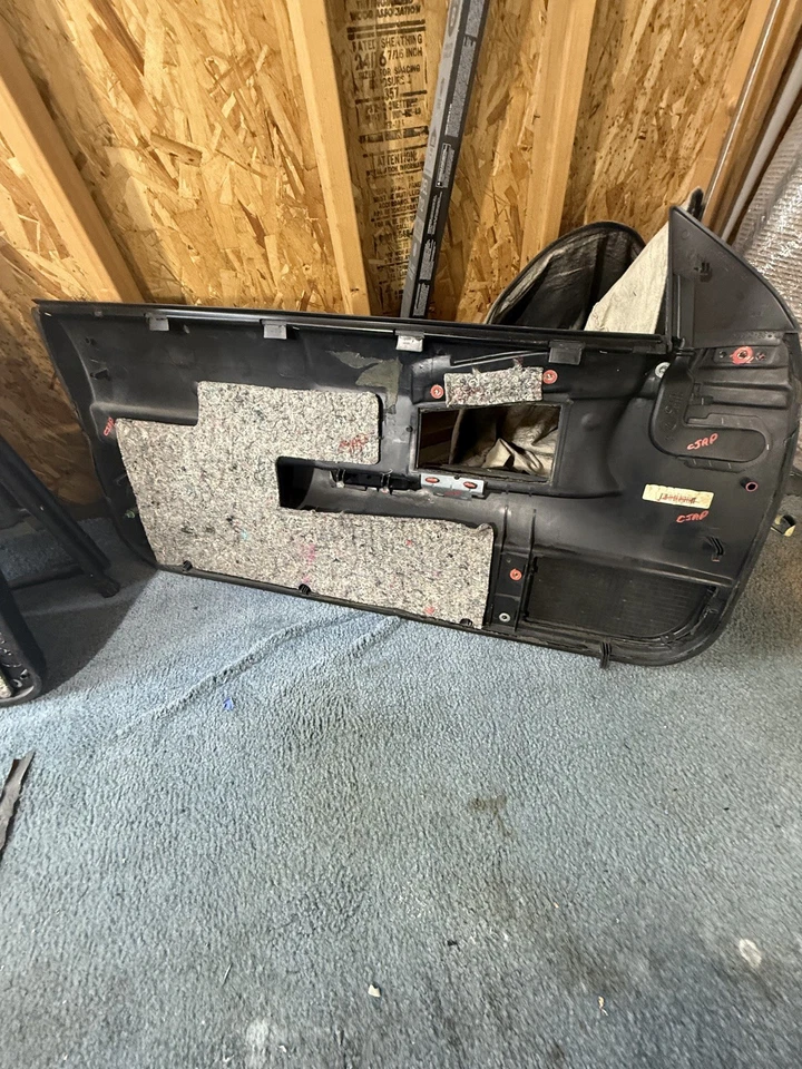 97-02 Cadillac Eldorado Passenger Driver Interior Door Panel Set - Image 3 of 4