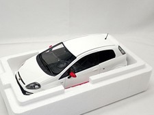 OTTO 1/18 Abarth Punto Esse Esse 2010 (White)