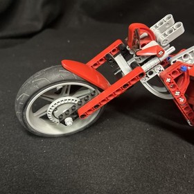 LEGO TECHNIC: Motorbike (8051) Used for parts or Restoration