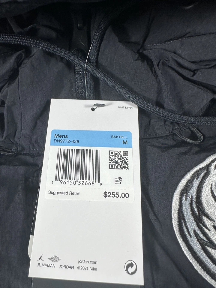 RARA Chaqueta acolchada con cremallera completa Nike Jordan de los Dallas Mavericks Mediana $255 Foto 4 de 4