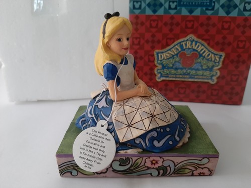 DISNEY ALICE IN WONDERLAND 'AWAITING AN ADVENTURE' SHOWCASE COLLECTION-MIB - Picture 2 of 18