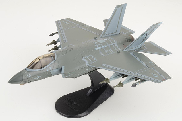 1/72 Hobby Master F-35C Lightning II USN VX-23 Salty Dogs Diecast Model CF-03