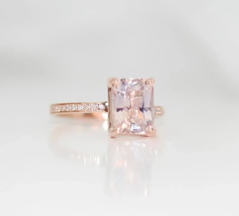 Anillo de boda de diamantes y zafiro rosa natural talla esmeralda de 2,75 quilates de oro rosa de 14 k 7 Foto 2 de 4