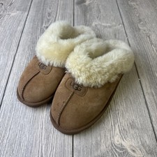 Ugg Australia Slipper Size 9 In Chestnut