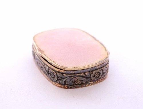Tabatière à pilules européenne argent sterling doré émail rose guilloché 925 années 1900 - Photo 2 sur 9