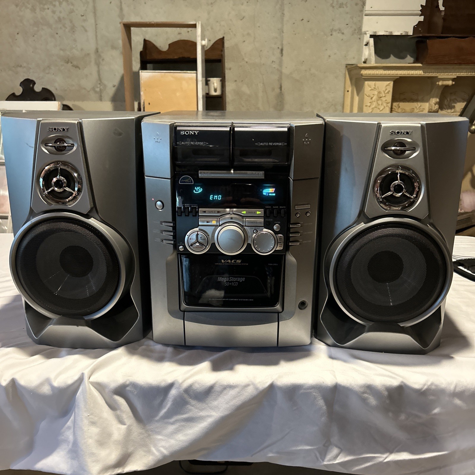50+1 Cd Changer And Tape. It Has Not Been Tested