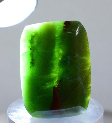 28,5ct GEM SILICA CHRYSOCOLLA Emeraldine Chalcedon Facet Lily Mine Peru BE689