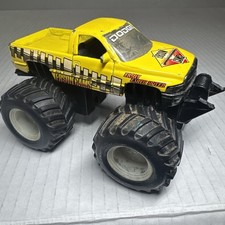 Maisto Erson Cams Pull Back Let Go Dodge 4x4 Monster Truck Die Cast Rare Toy