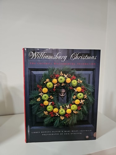 Williamsburg Christmas Used Hardcover Book Historical Reproductions W/ Photos