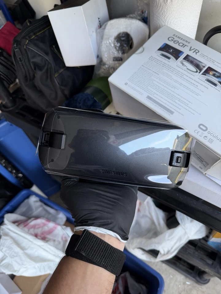 Samsung Gear VR Headset by Oculus SM-R323 for Galaxy S6 S7 S7 Edge Note 5 - Image 3 of 4