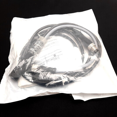 New Schmersal CSS 7-180LC-2P-E-L Safety Sensor 101187081 Via DHL