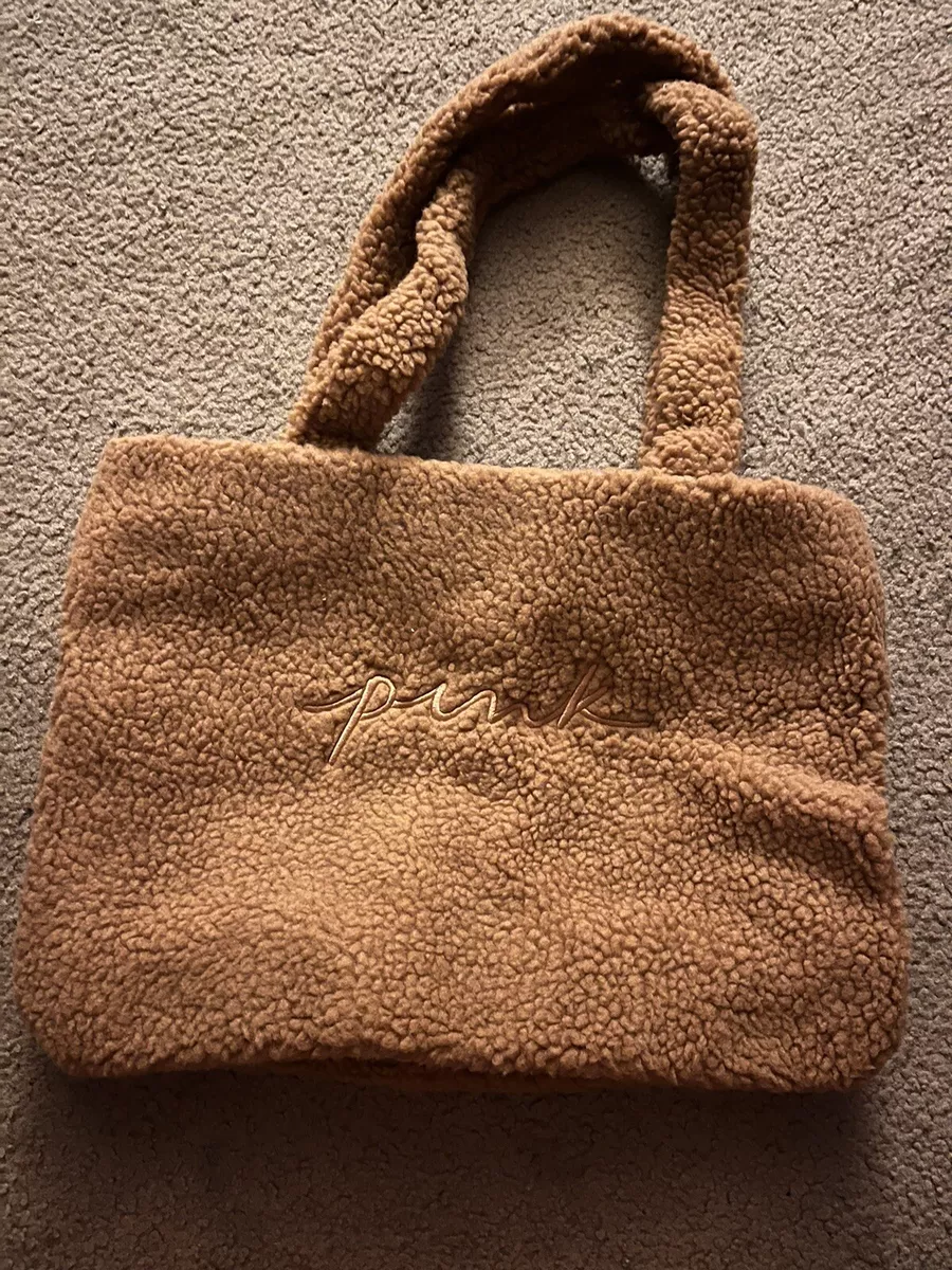 victoria secret fuzzy mtote bag review｜TikTok Search